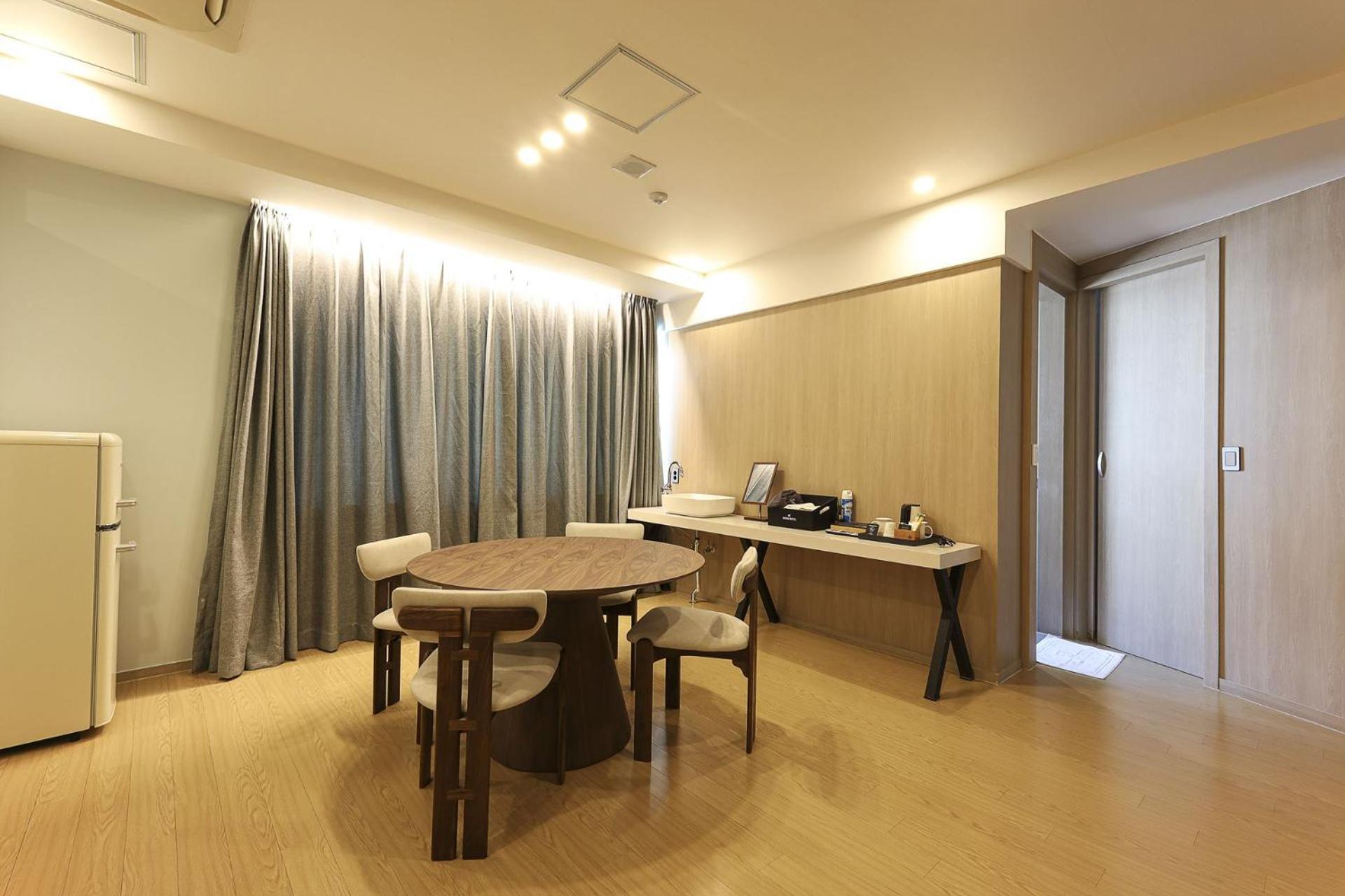Hound Hotel Changwon Εξωτερικό φωτογραφία