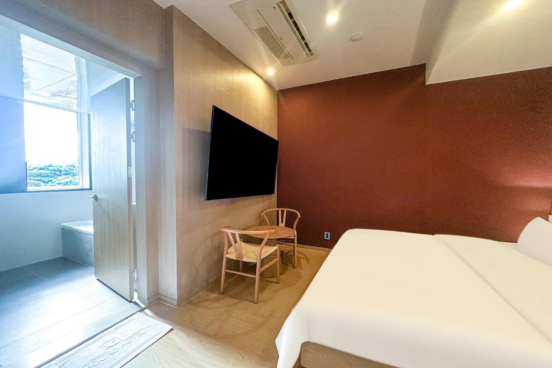 Hound Hotel Changwon Εξωτερικό φωτογραφία