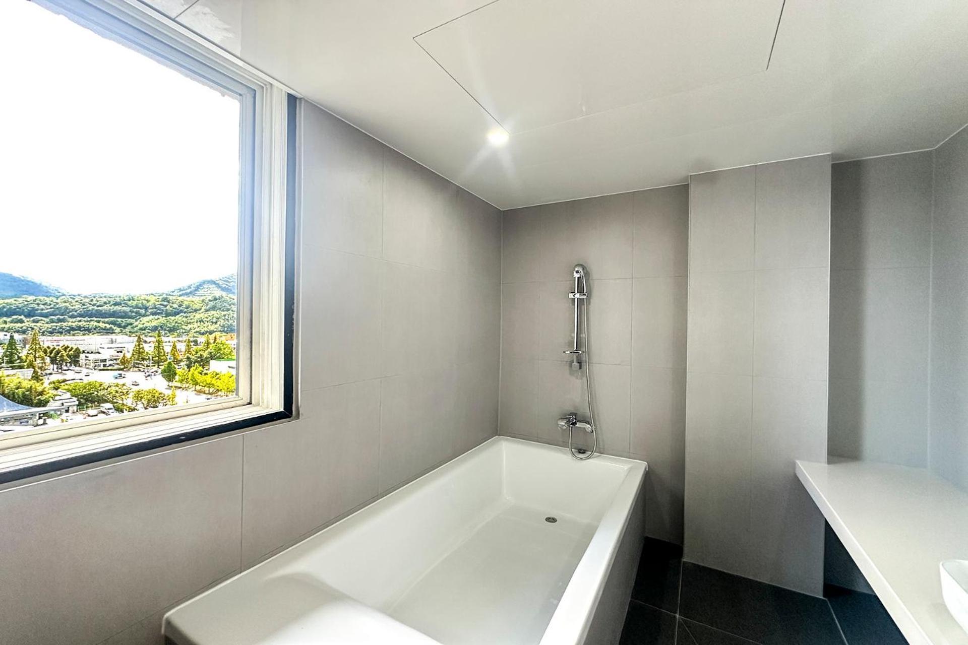 Hound Hotel Changwon Εξωτερικό φωτογραφία