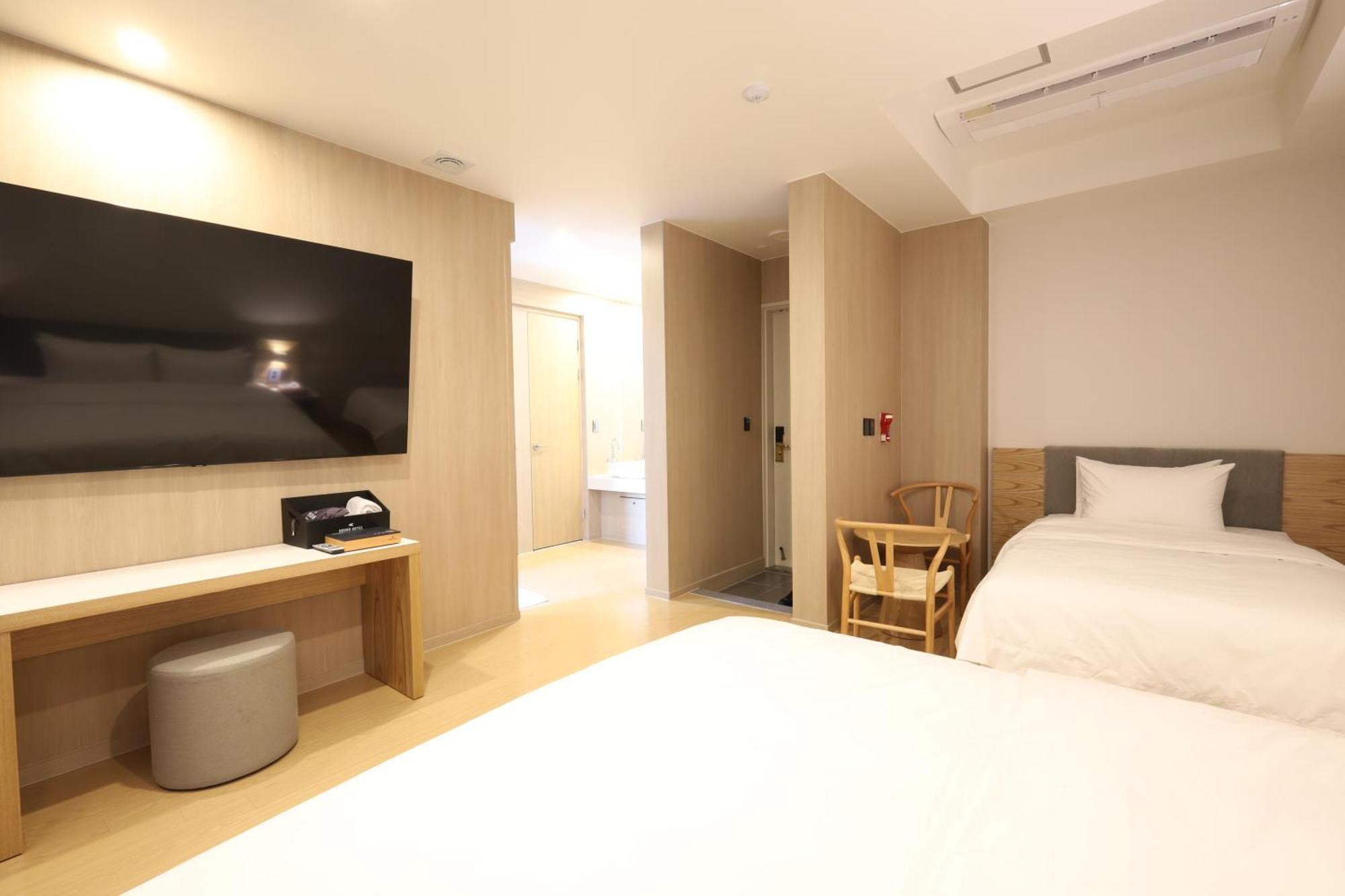 Hound Hotel Changwon Εξωτερικό φωτογραφία