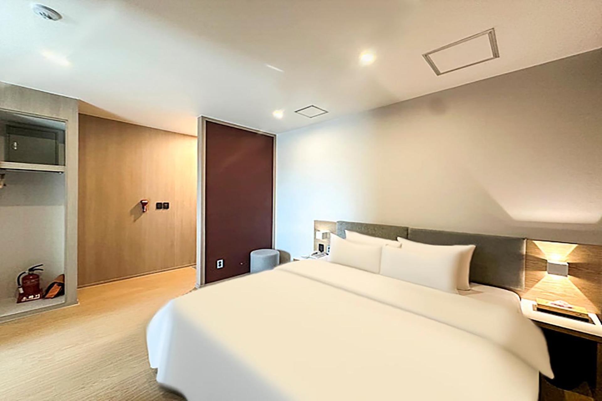 Hound Hotel Changwon Εξωτερικό φωτογραφία