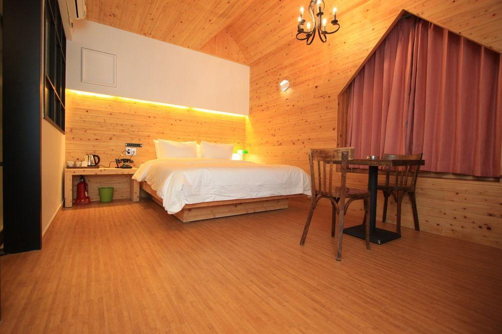 Hound Hotel Changwon Εξωτερικό φωτογραφία