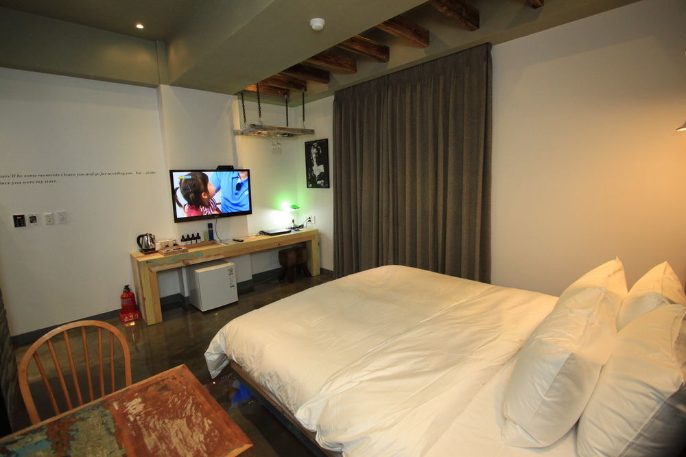 Hound Hotel Changwon Εξωτερικό φωτογραφία