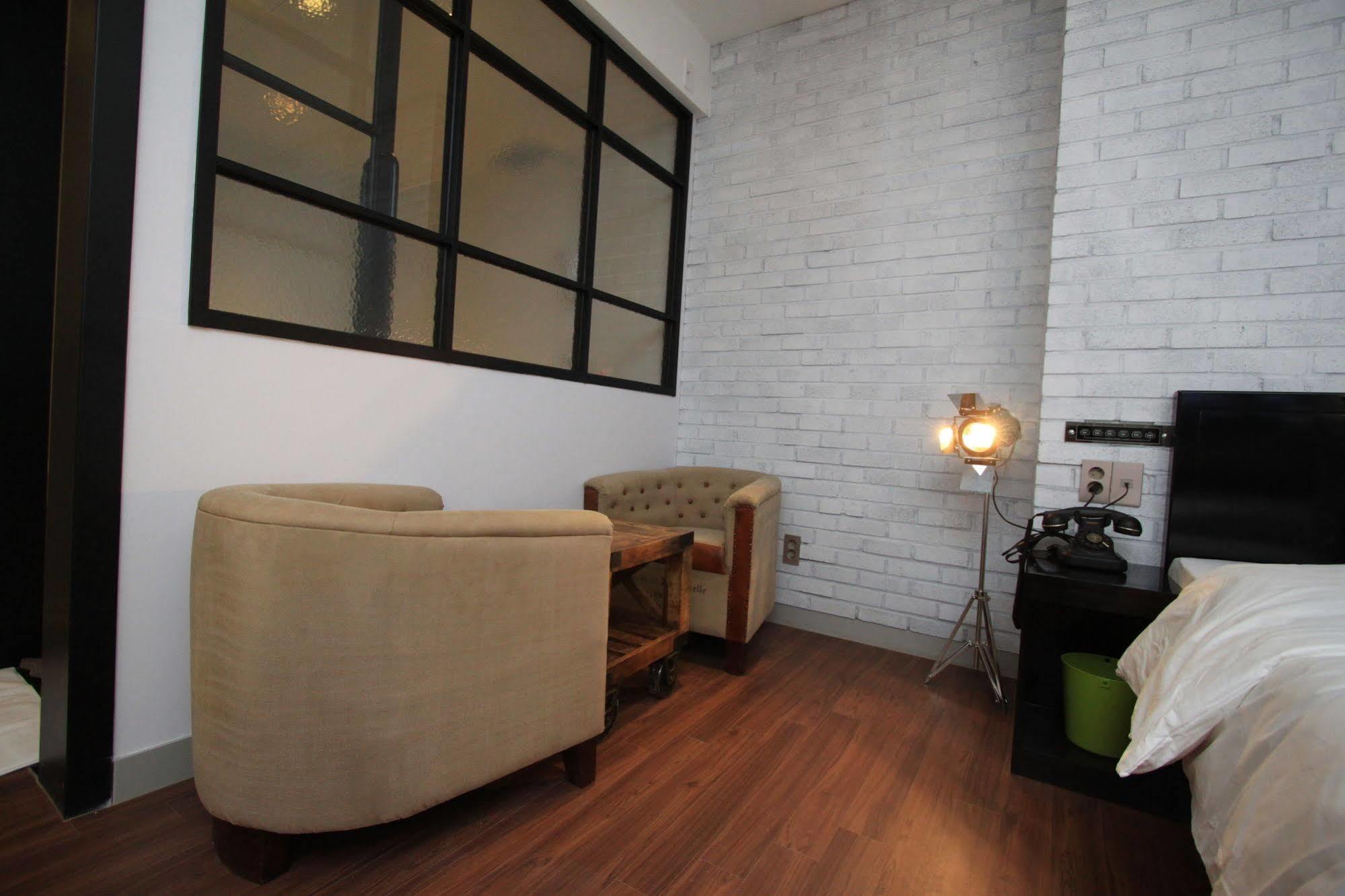Hound Hotel Changwon Εξωτερικό φωτογραφία