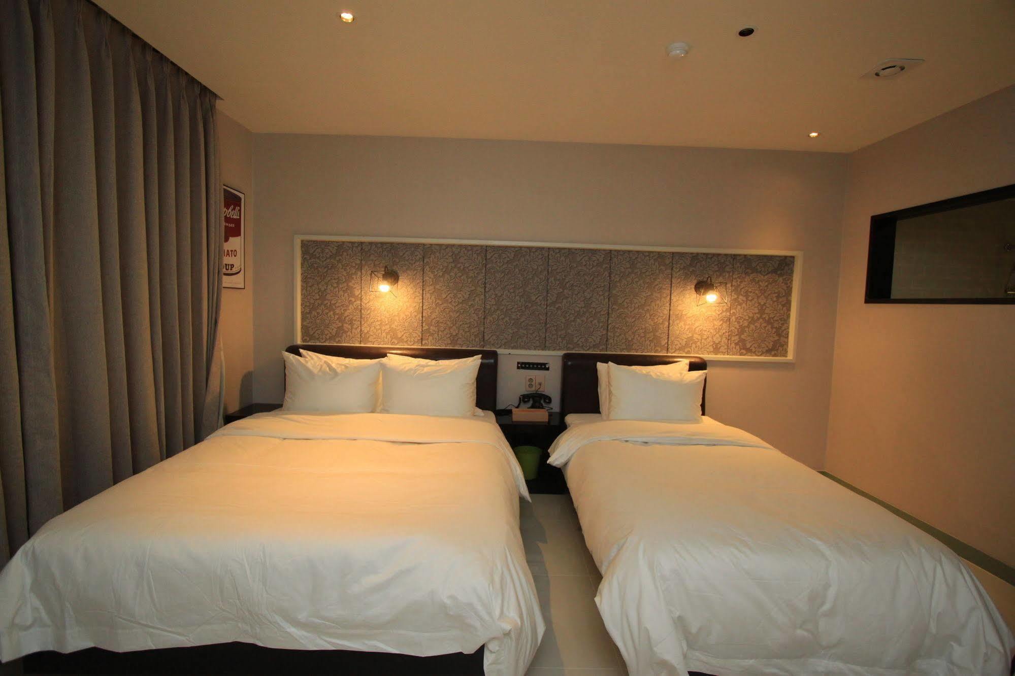 Hound Hotel Changwon Εξωτερικό φωτογραφία