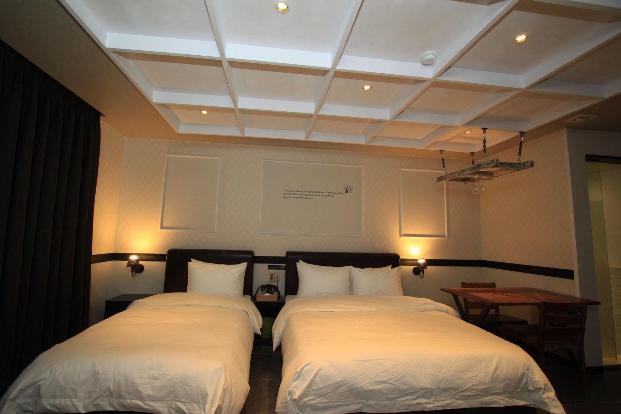 Hound Hotel Changwon Εξωτερικό φωτογραφία